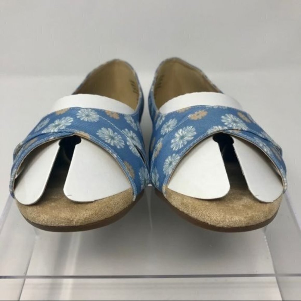 “Walk with Me” Floral Blue Peep Toe 10W - Picture 5 of 14
